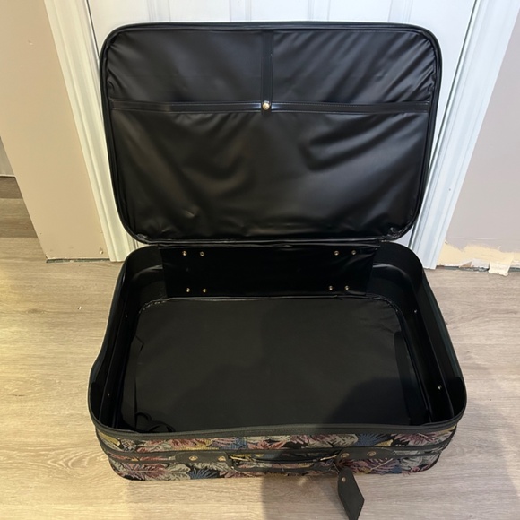 Vintage Jordache Luggage - Picture 7 of 8